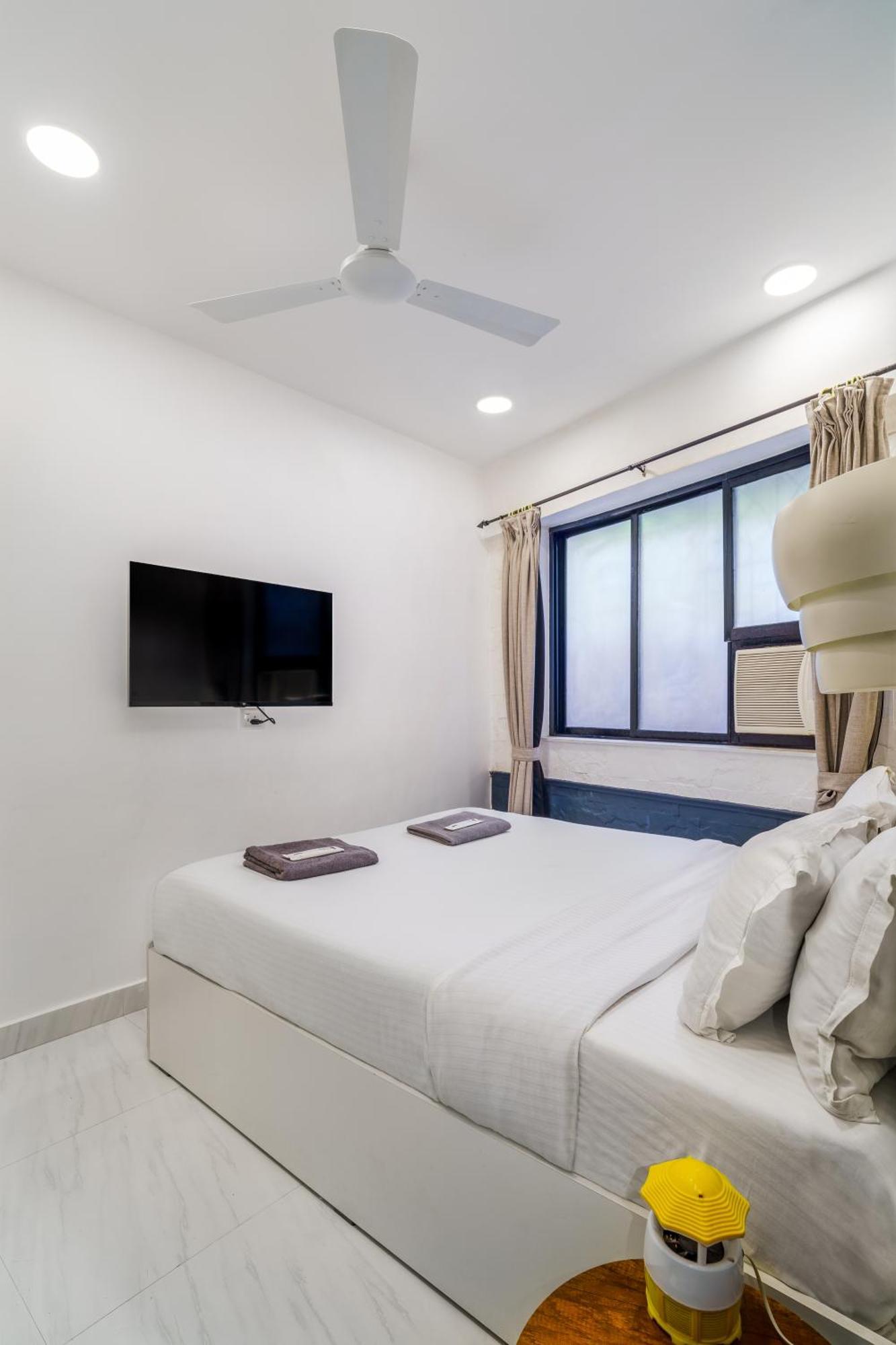 Calisto 2Bhk Khar W By The Bombay Home Company Exterior photo